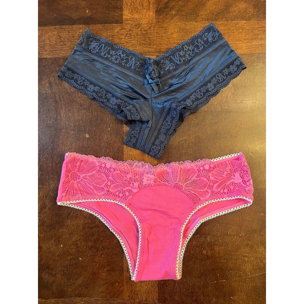 Victoria’s Secret Cheeky Panty Set Pink & Navy Lace XS NWT